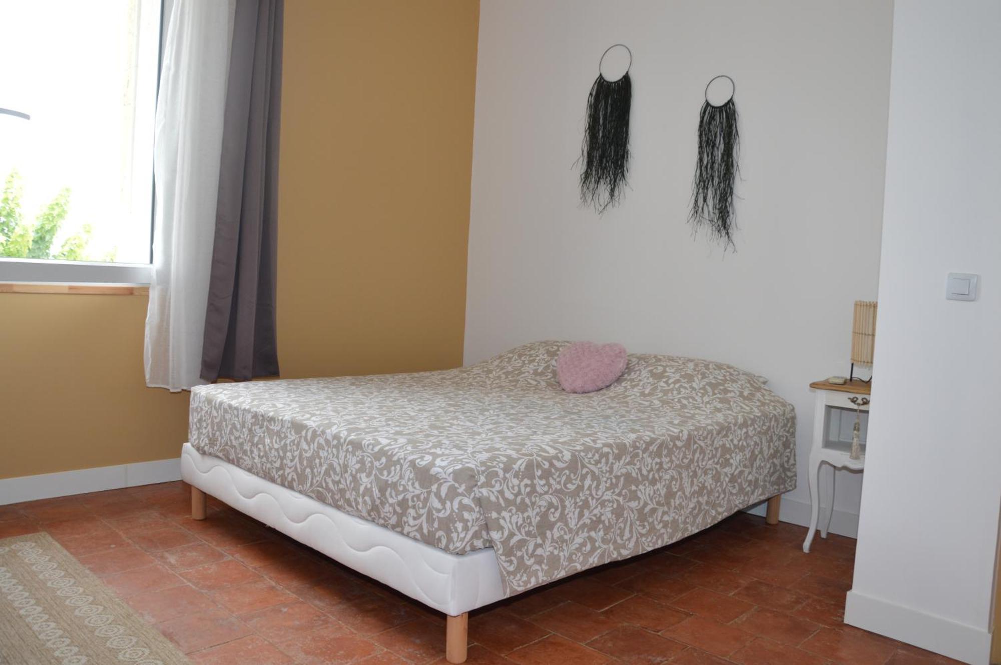 Mas De La Forge Noguier Bed & Breakfast Vergeze Bagian luar foto
